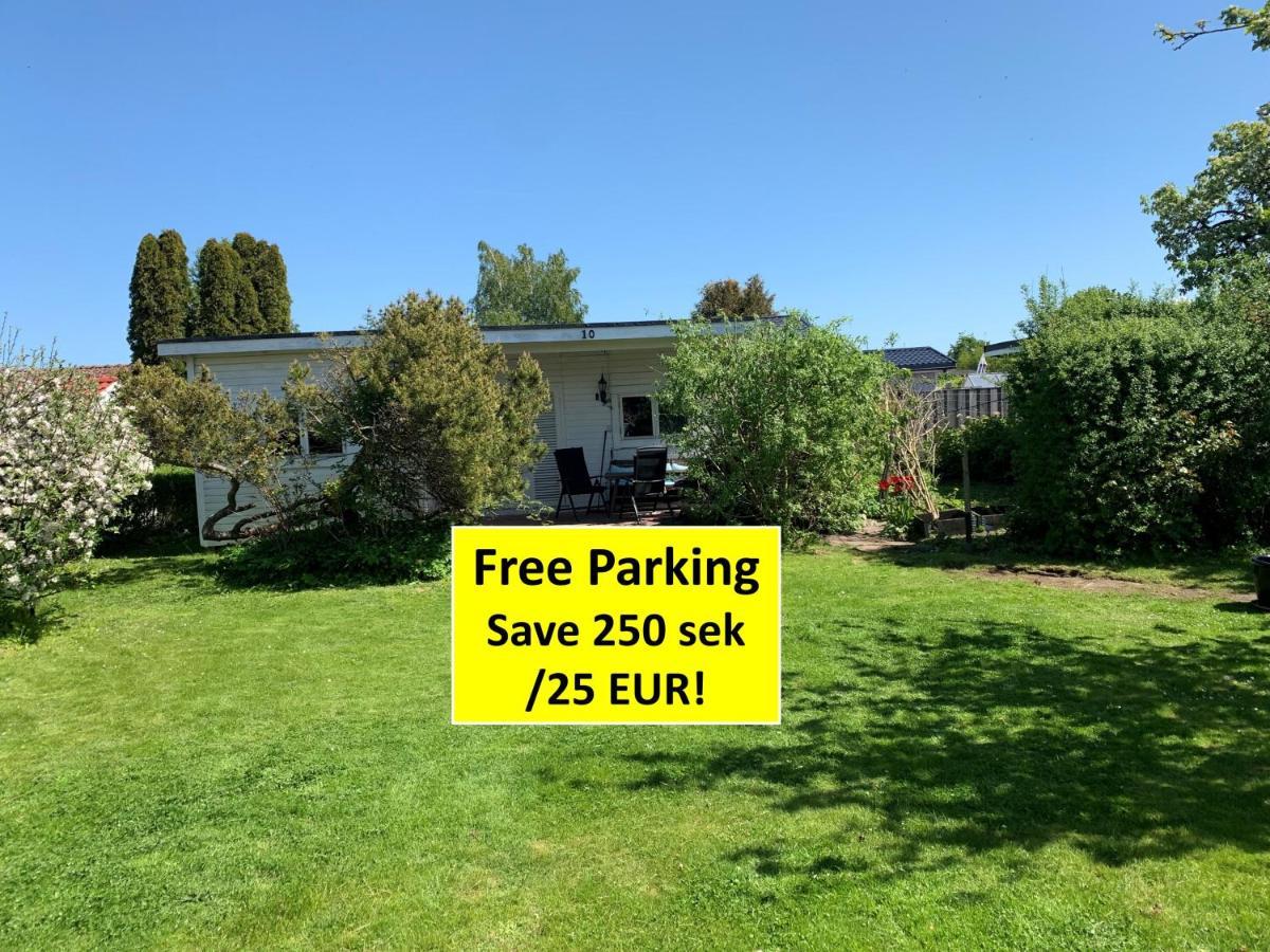 Private House Parking Garden Sea Nature 馬爾默 外观 照片