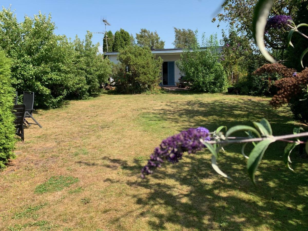 Private House Parking Garden Sea Nature 馬爾默 外观 照片